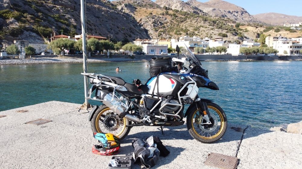 Roadtrip en crète avec BMW 1250 GS A - Tsoutsouros